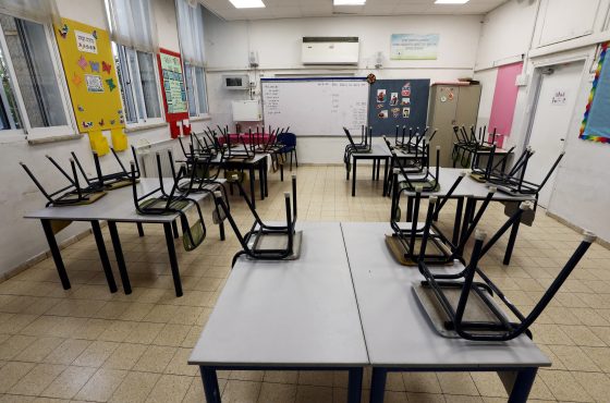 Cierre de escuelas y retrasos por clima invernal en el oeste de Carolina del Norte