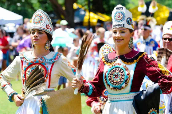 Trump apoya el reconocimiento federal total de la tribu Lumbee