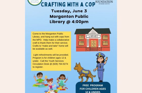  Tarde creativa en la biblioteca: “Crafting with a Cop”